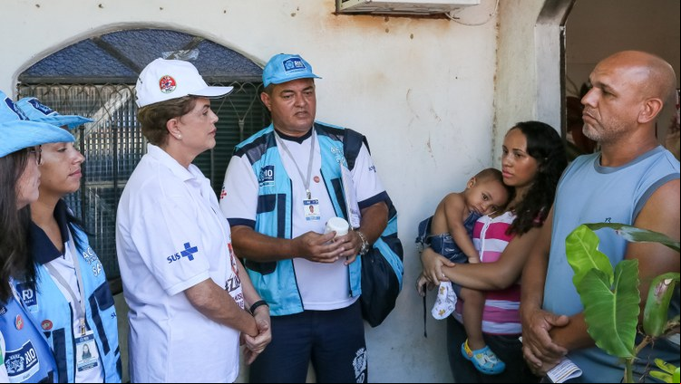 Dilma Rousseff no dia de mobiliazação nacional de combate ao mosquito